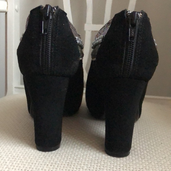 Black Suede Booties Beaded/Sequence - Picture 4 of 8